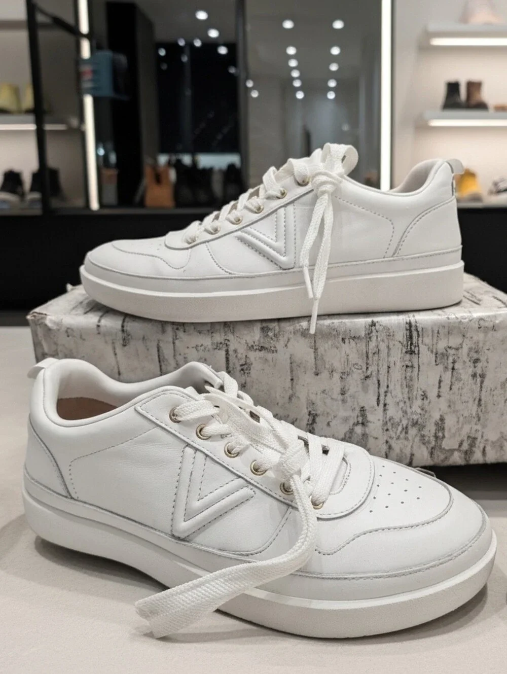 Vionic Elise Sneakers Women's Sz 9.5 Wide 🆕️🆕️